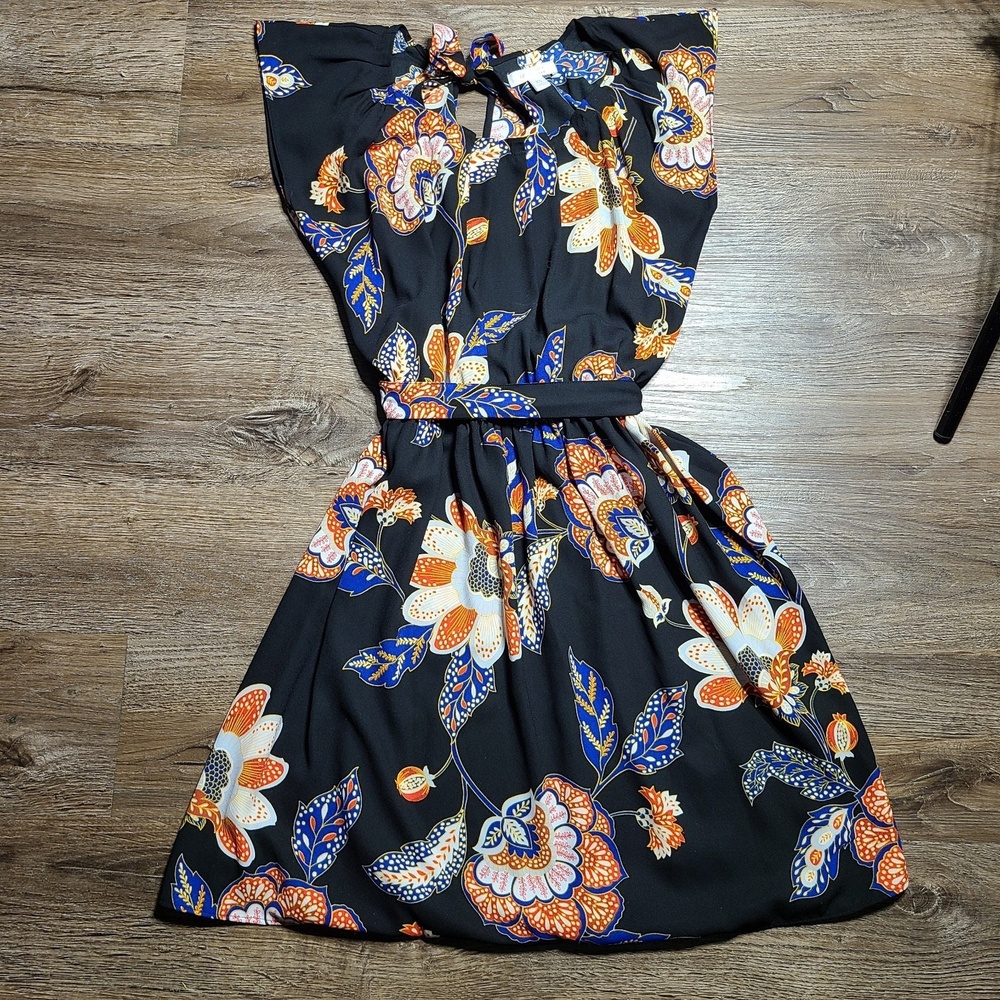 Lauren Conrad Black Floral Boho Mini Dress XS Sleeveless Tie Neck Keyhole Waist